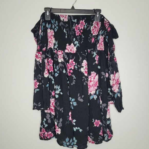 Torrid lot: 1 tank, 1 shirt, 1 dress, plus size, size 2x party casual - Picture 6 of 9